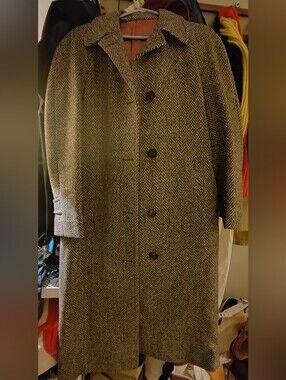 Vintage Herringbone Wool Coat Made in Canada Balmacaan Check Measurements
